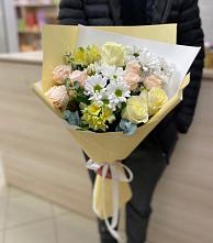 Букет цветов из:  Альстромерии, Розы и Хризантемы в Нижнем Куранахе