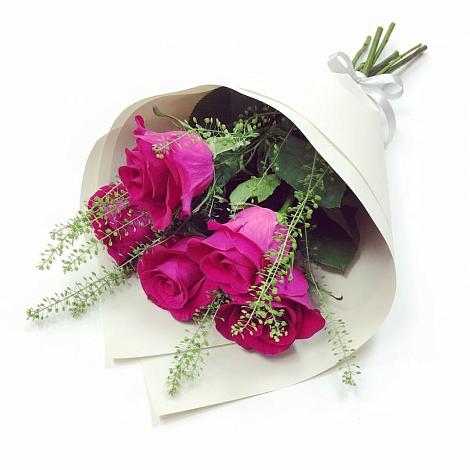 Букет цветов из: Розы в Нижнем Куранахе