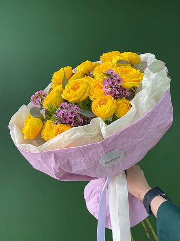 Букет Кустовые желтые розы в Нижнем Куранахе