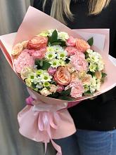 Букет нежные объятья в Нижнем Куранахе Букет цветов из: Гвоздики, Розы и Хризантемы в Нижнем Куранахе